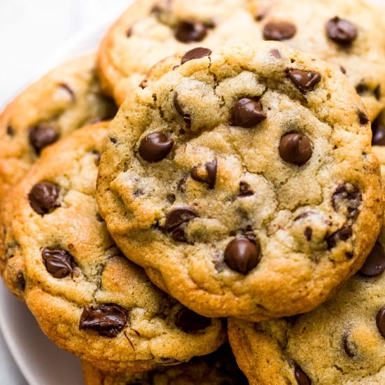 BAKERY STYLE CHOCOLATE CHIP COOKIES 9 550x550