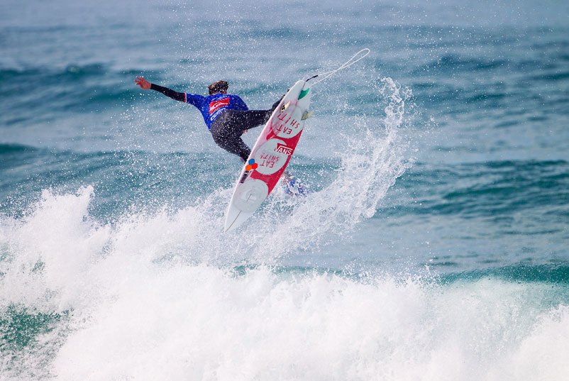 This is Dane, spinning on a smaller day as wildcard at last year's event. Let's hope we get to see him in another final and in similar conditions to 2012. ASP/Kirstin