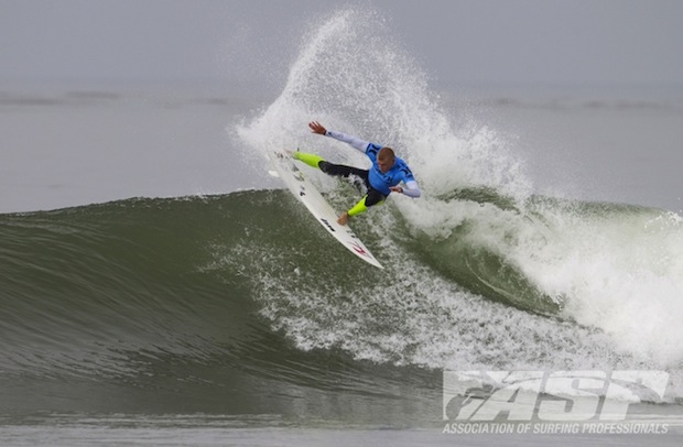 Mick Fanning and Owen tied in the quarters, but Mick lost on the countback. Photo: ASP/Kirstin