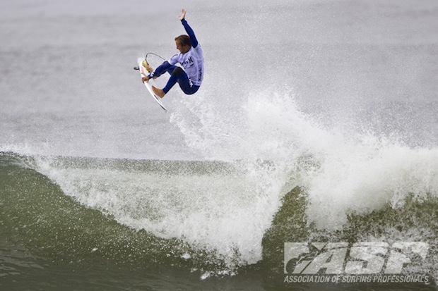 Just as he did in New York, Josh Kerr fell to Kelly in the quarters. Photo: ASP/Rowland