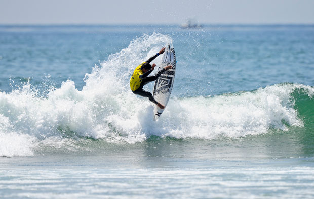 Miguel Pupo winning the Nike Lowers Pro. Photo: Hilleman